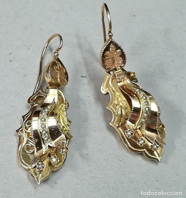 Joyeria: A&ntilde;o 1900. Pendientes Oro 18 quilates 10 y 10 Perlas de alj&oacute;far. Peso 7,50 gr. 40 mm., m&aacute;s el cierre.