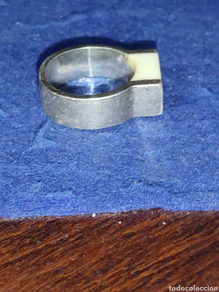 Joyeria: Anillo antiguo de plata contrastada y hueso. - Foto 4