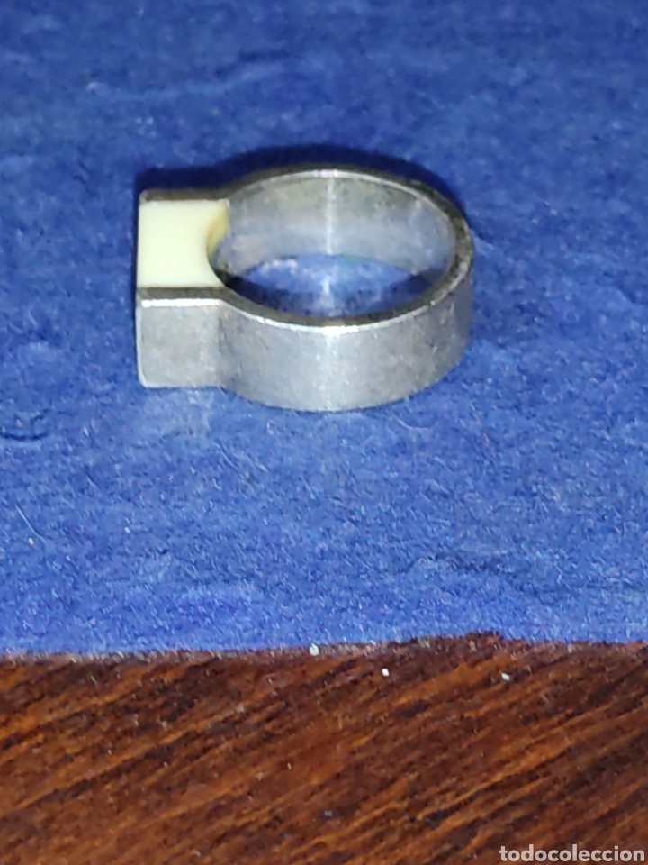 Joyeria: Anillo antiguo de plata contrastada y hueso. - Foto 5