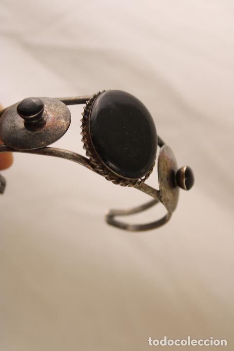 Joyeria: brazalete en plata de ley con azabache - Foto 2