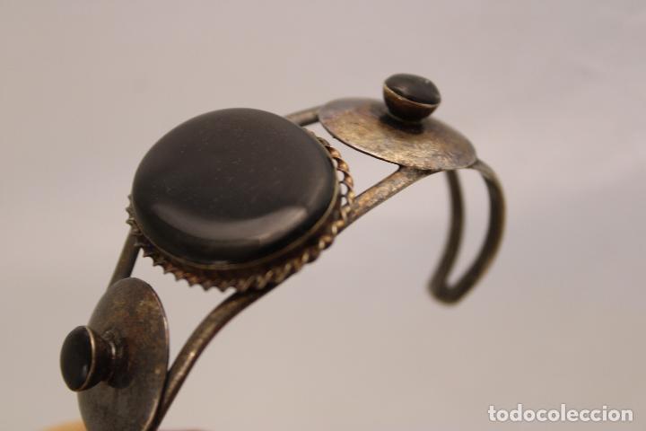 Joyeria: brazalete en plata de ley con azabache - Foto 1