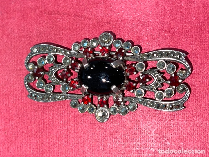 Joyeria: Bell&iacute;simo broche antiguo en plata de Ley, marquesitas y granates - Foto 6