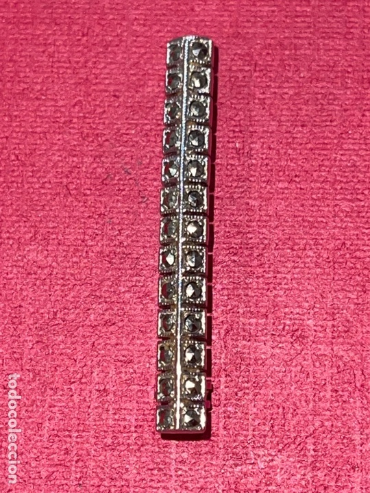 Joyeria: Broche en plata rodiada y marquesitas. Plata contrastada - Foto 2