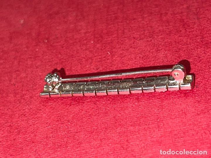Joyeria: Broche en plata rodiada y marquesitas. Plata contrastada - Foto 6