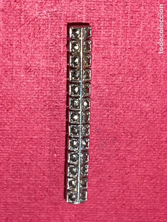 Joyeria: Broche en plata rodiada y marquesitas. Plata contrastada - Foto 1
