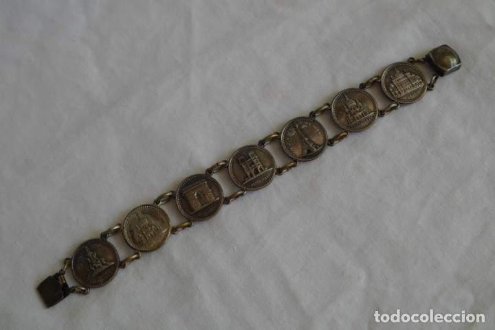 Joyeria: Pulsera en metal plateado, relieves de monumentos franceses - Foto 2