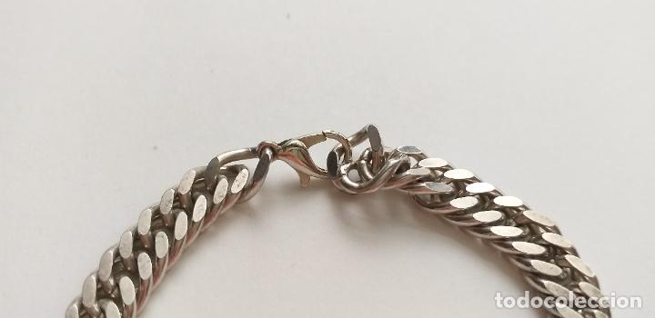 Joyeria: Pulsera plateada. Cadena de eslabones. 16 cm de largo. - Foto 4