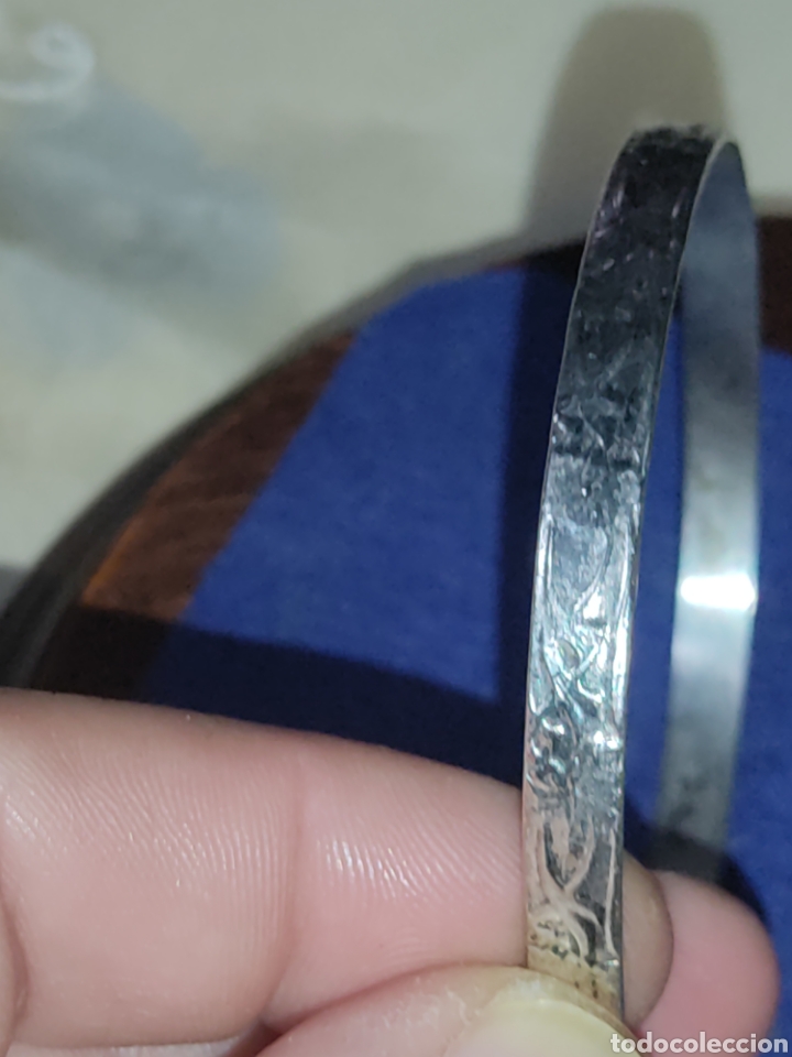 Joyeria: Pulsera dibujos en relieve. - Foto 2