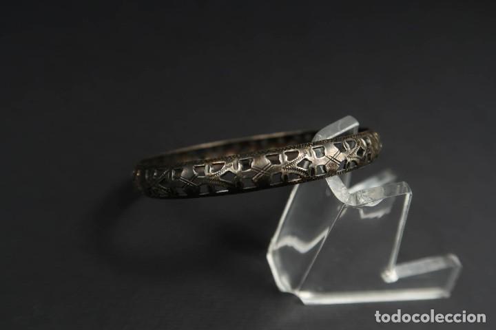 Joyeria: Antiguo Brazalete de Plata - Foto 3