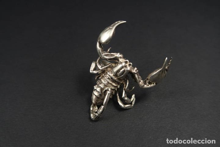 Joyeria: Antiguo Anillo Escorpi&oacute;n de Plata - Foto 3