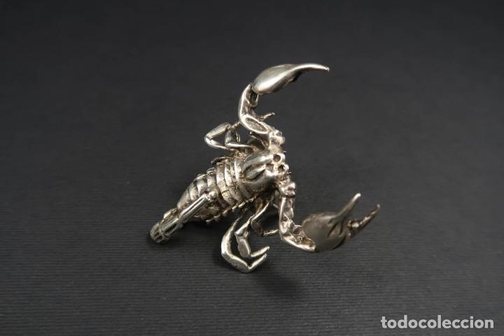 Joyeria: Antiguo Anillo Escorpi&oacute;n de Plata - Foto 4