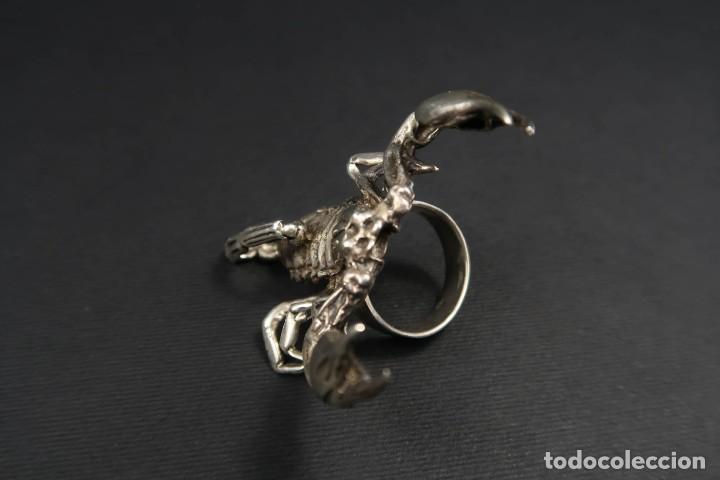 Joyeria: Antiguo Anillo Escorpi&oacute;n de Plata - Foto 6