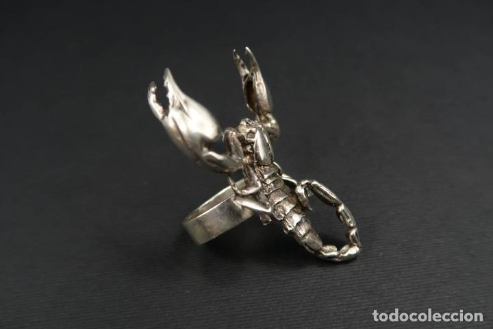 Joyeria: Antiguo Anillo Escorpi&oacute;n de Plata - Foto 8