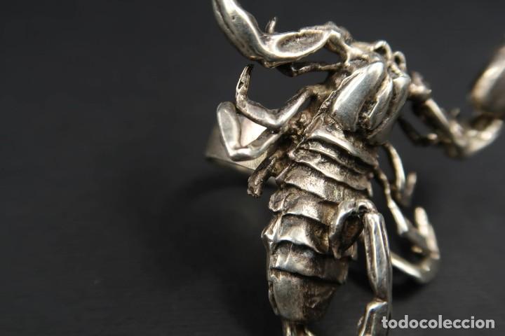 Joyeria: Antiguo Anillo Escorpi&oacute;n de Plata - Foto 15
