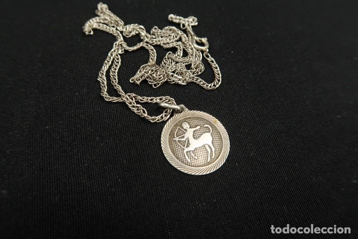 Joyeria: Antiguo Colgante con Cadena de Plata - Foto 7