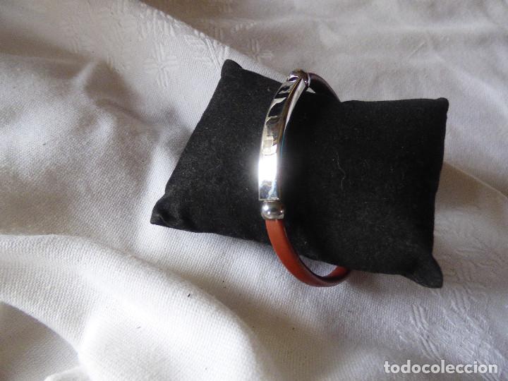 Joyeria: Pulsera ,simil piel y acero - Foto 1