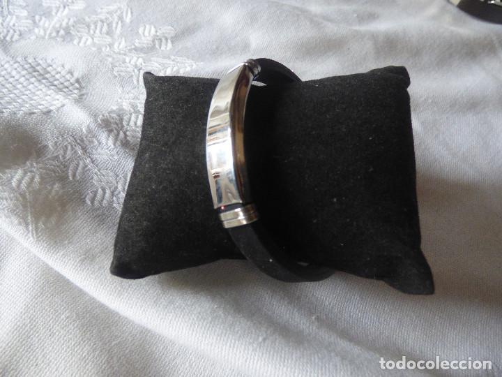 Joyeria: Pulsera ,caucho y acero - Foto 1