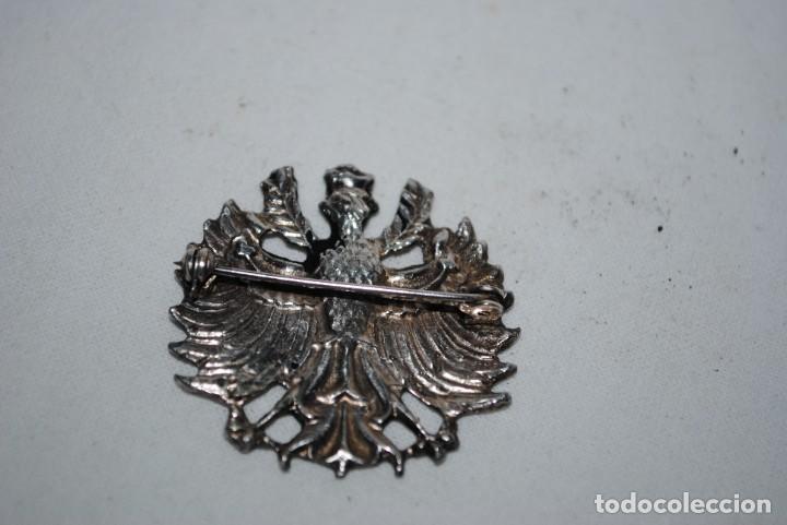 Joyeria: BROCHE PLATEADO EN FORMA DE AVE . - Foto 2