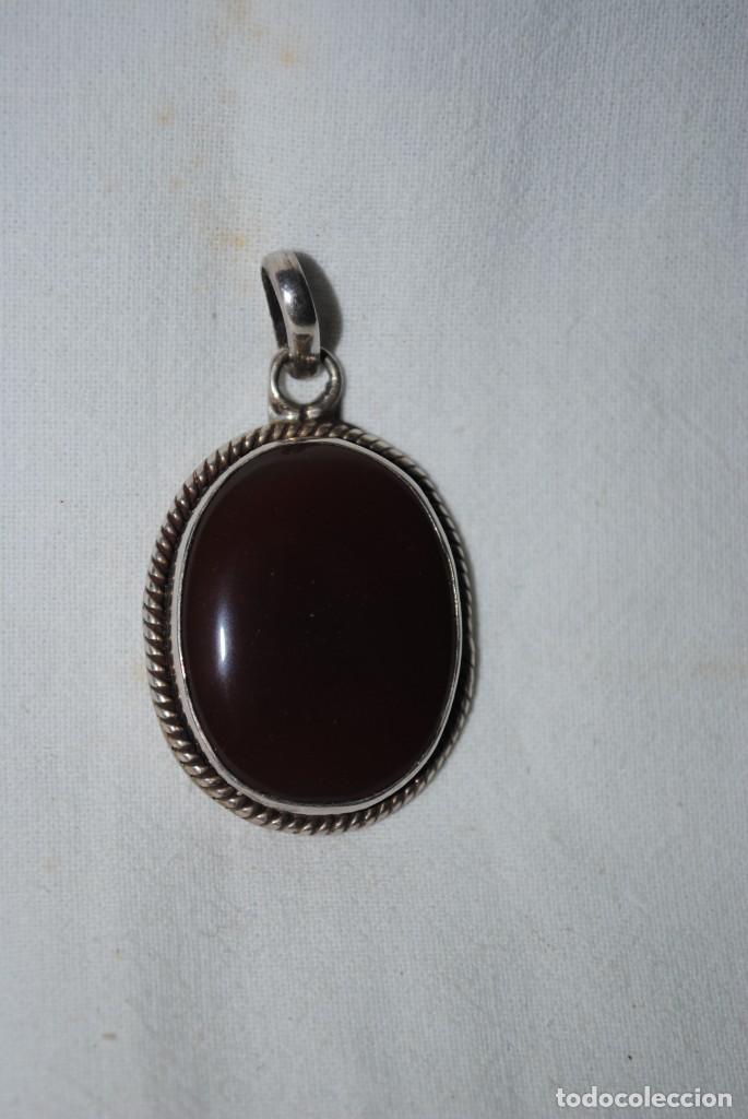 Joyeria: GRAN COLGANTE DE PLATA Y AMBAR . - Foto 1