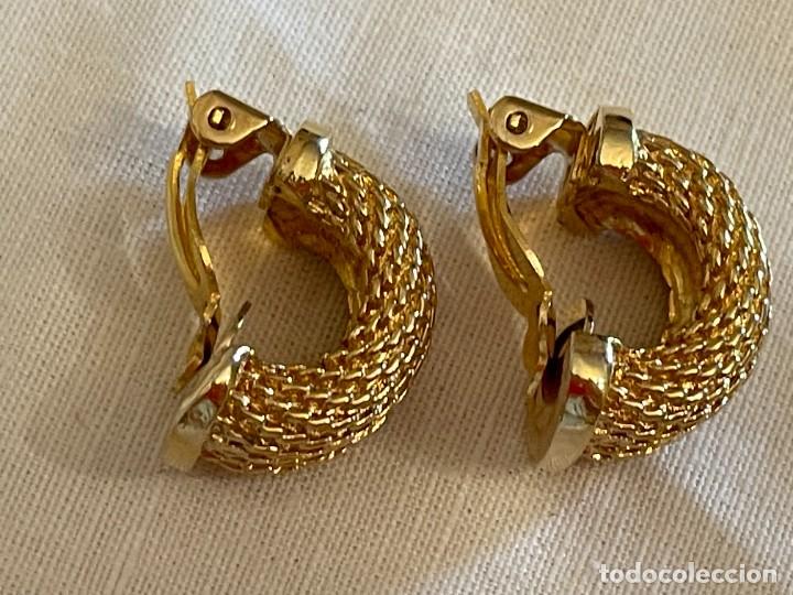 Joyeria: Elegantes pendientes dorados. - Foto 2