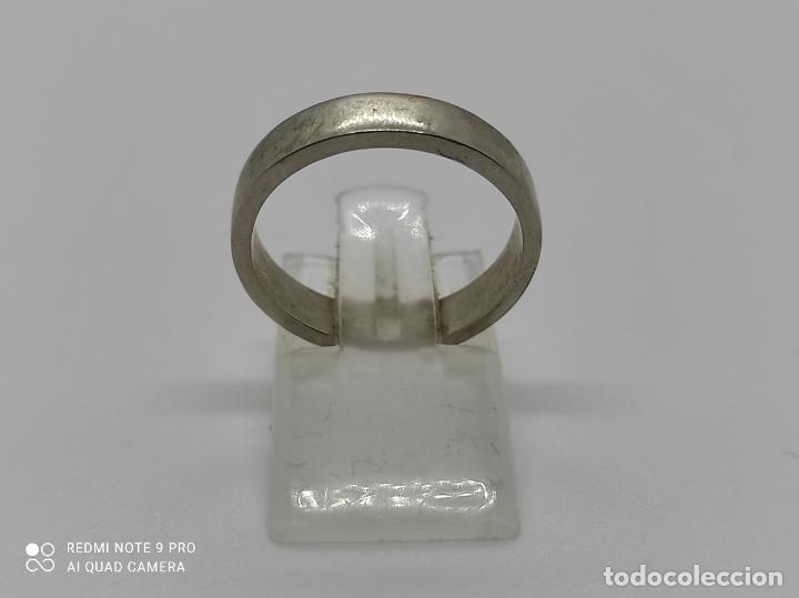 Joyeria: Antiguo anillo tipo alianza. - Foto 4