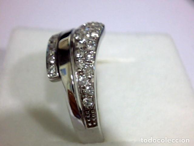 Joyeria: anillo oro blanco 18 kts y diamantes - Foto 6