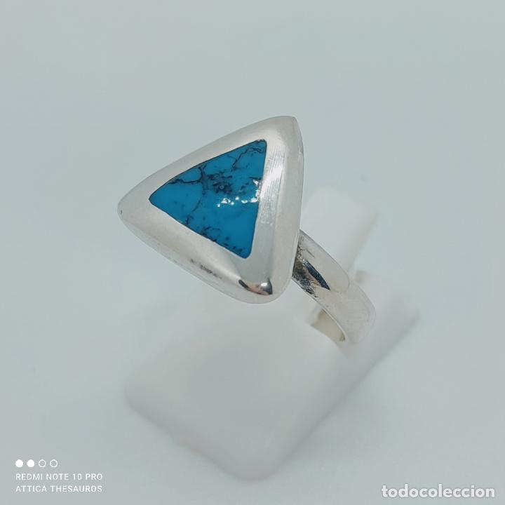 Joyeria: Anillo vintage en plata de ley 925 con cabuj&oacute;n en tono turquesa triangular . - Foto 2
