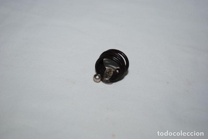 Joyeria: ANILLO MODERNO DE PLATA Y CUERO , - Foto 2