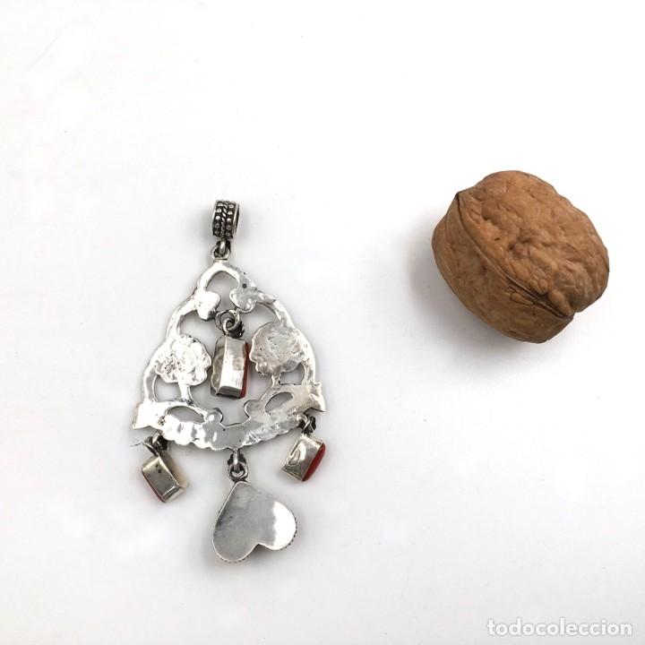 Joyeria: Colgante plata y coral - Foto 2