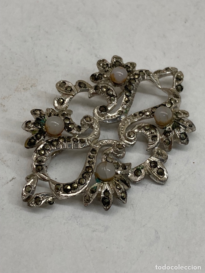 Joyeria: Broche de plata y marquesitas / B72 - Foto 1