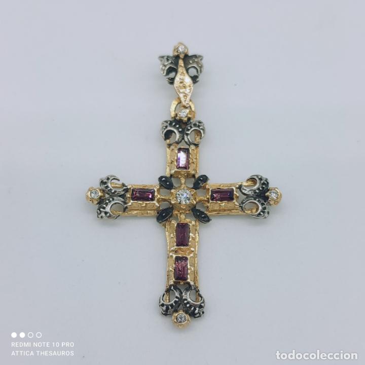 Joyeria: Bella cruz antigua de estilo rococó en plata de ley, oro de 18k, circonitas y amatistas talla baguet - Foto 2 - 293922723
