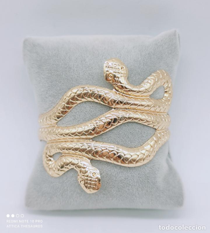 Joyeria: Brazalete de serpientes con ba&ntilde;o de oro . - Foto 3