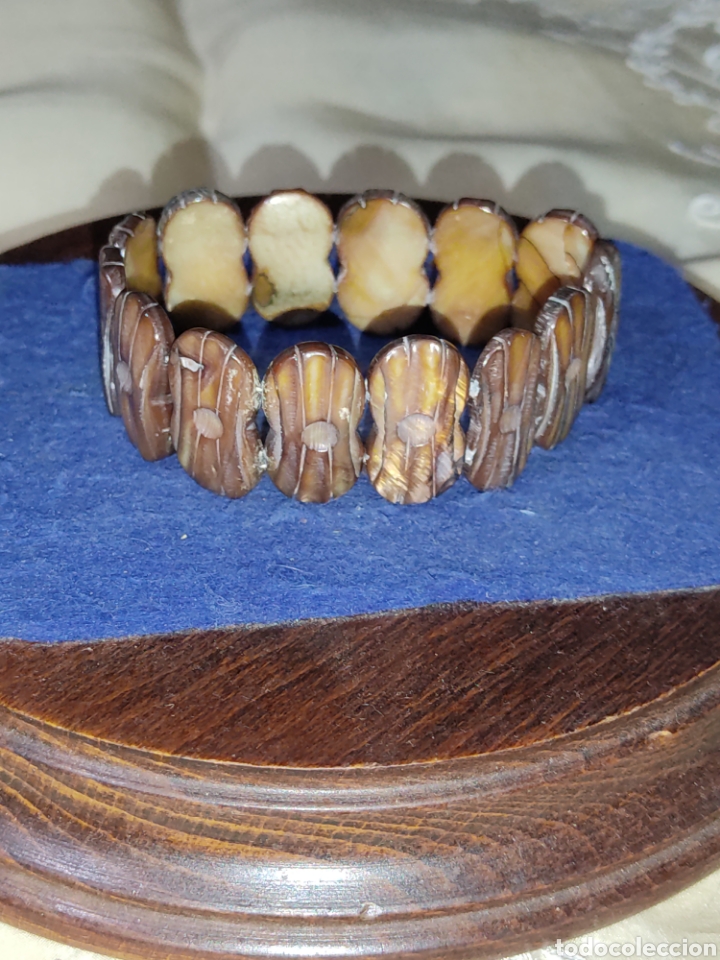 Joyeria: Pulsera de Nacar tallada,a&ntilde;os 70 - Foto 1