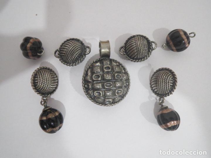 Joyeria: MEDALLONES DE PLATA CON PENDIENTES - Foto 1