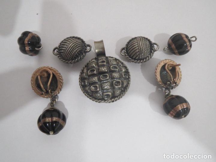 Joyeria: MEDALLONES DE PLATA CON PENDIENTES - Foto 2