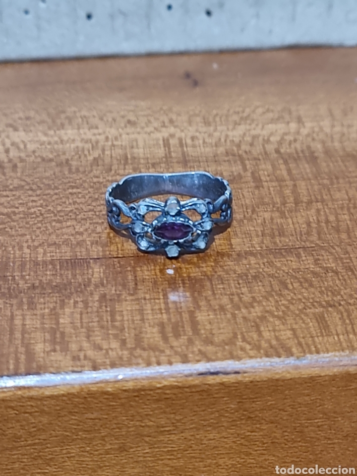 Joyeria: ANILLO DE PLATA VINTAGE CON PIEDRAS - Foto 1