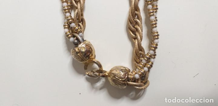 Joyeria: Collar blanco y dorado. Metal. 36 cm de di&aacute;metro - Foto 4