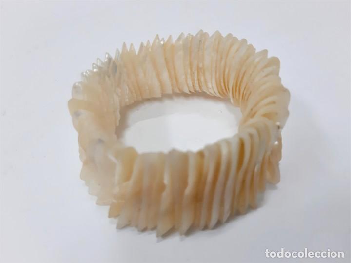 Joyeria: Pulsera vintage de conchas de n&aacute;car - Foto 7