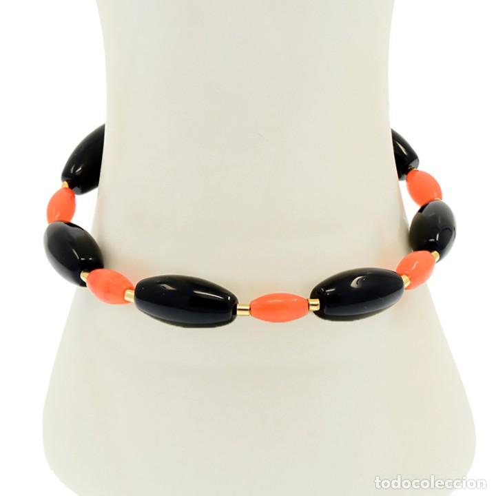 Joyeria: PULSERA DE ORO AMARILLO 18K Y CORAL - Foto 2