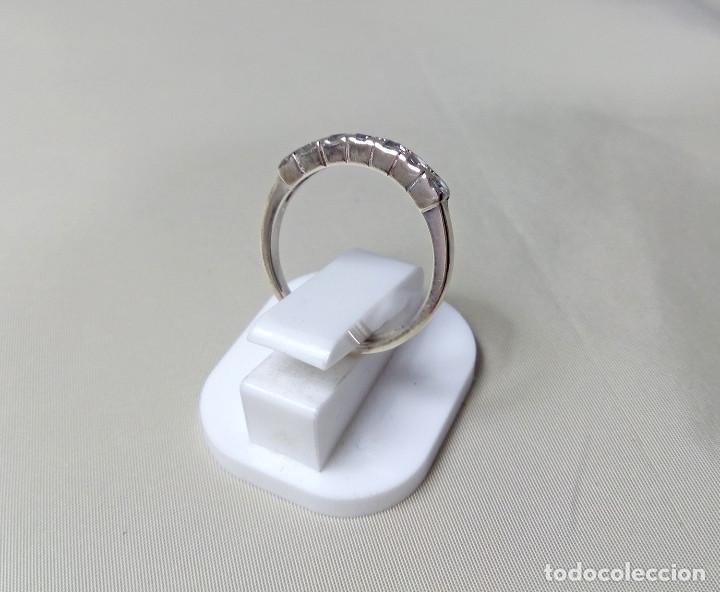 Joyeria: Anillo de plata de ley con circonitas - Talla 11 - Foto 3