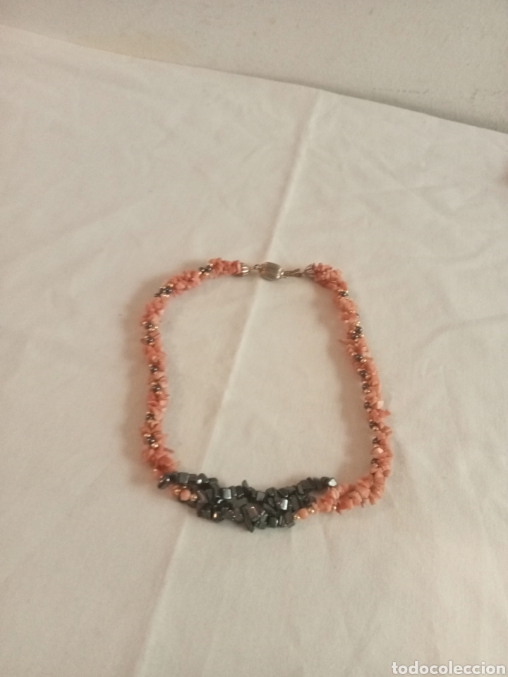 Joyeria: COLLAR GARGANTILLA CON CORALES ROSA - Foto 2