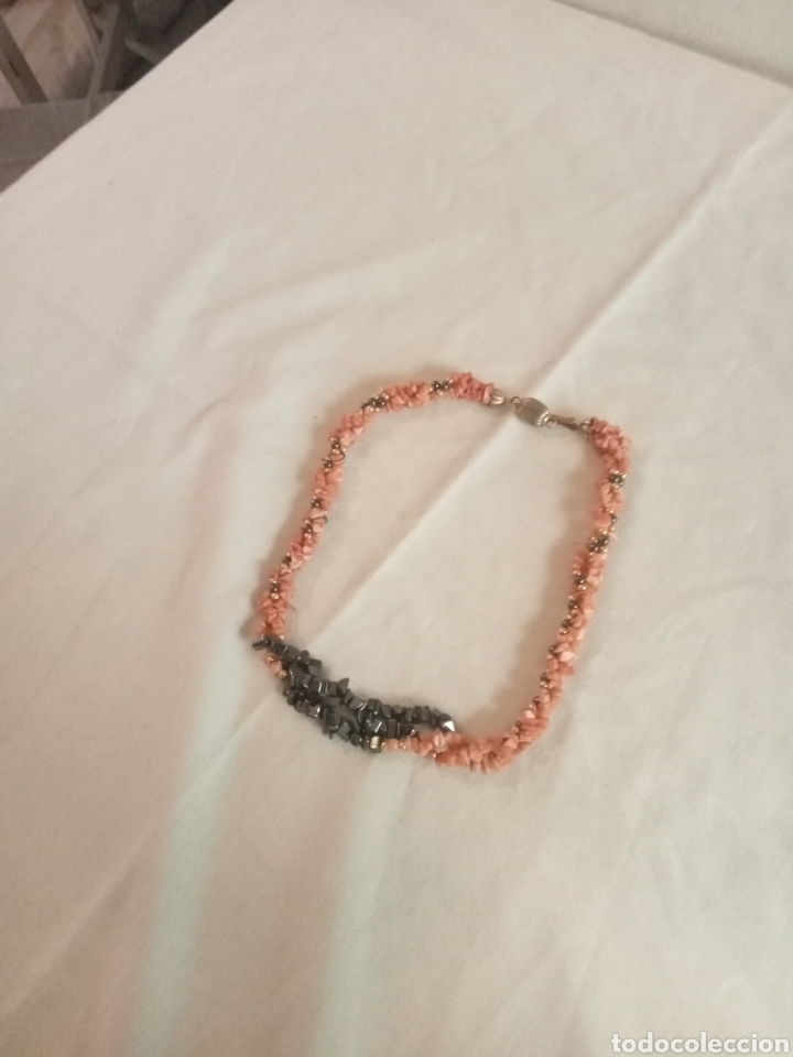 Joyeria: COLLAR GARGANTILLA CON CORALES ROSA - Foto 1