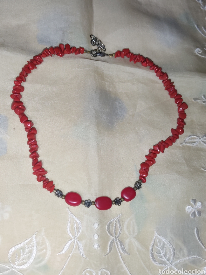 Joyeria: Collar de pedrer&iacute;a roja,a&ntilde;os 80. - Foto 2