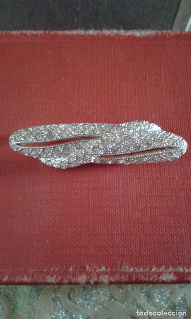 Joyeria: BROCHE CON CRISTALES O STRASS - Foto 1