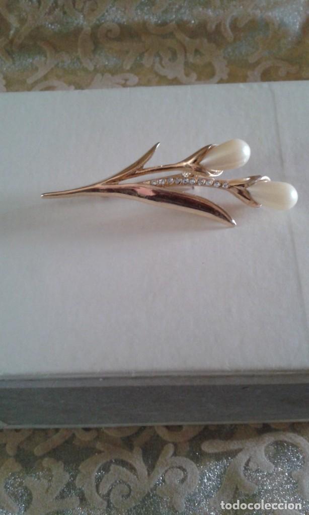 Joyeria: BROCHE CON CRISTALES O STRASS Y SIMIL PERLAS - Foto 3