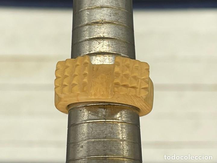 Joyeria: ANILLO DE MADERA A&Ntilde;OS 80 - Foto 1