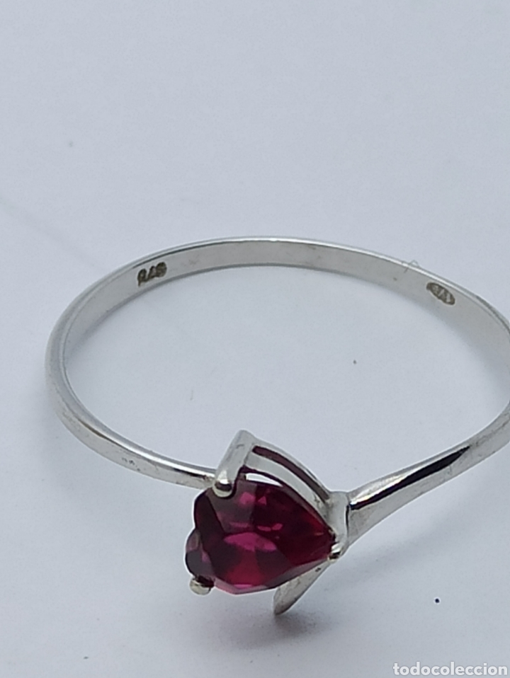 Joyeria: Anillo de or&oacute; blanco 375/9k y ?grante&iquest; - Foto 4