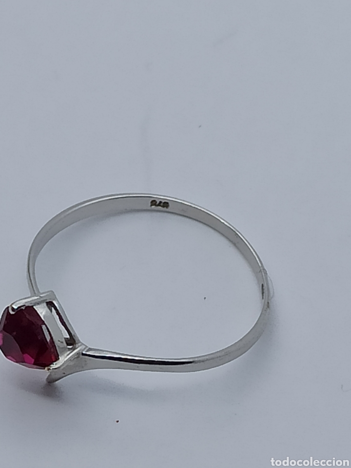 Joyeria: Anillo de or&oacute; blanco 375/9k y ?grante&iquest; - Foto 6