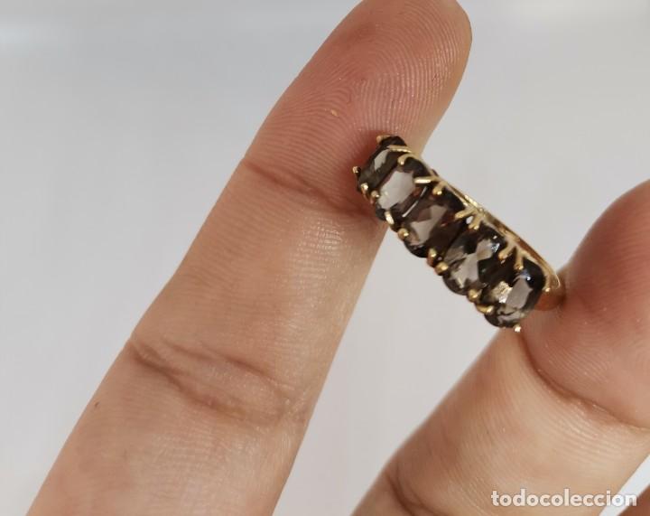Joyeria: Anillo de Oro amarillo y Topacios Ahumados - Foto 2