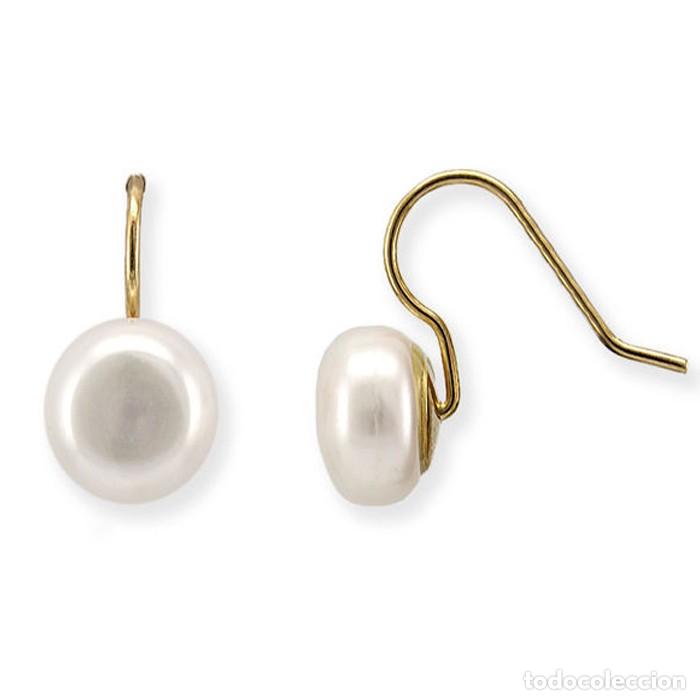 Joyeria: Pendientes Largos de Perlas Bot&oacute;n en Plata Ba&ntilde;ada en Oro - Foto 1